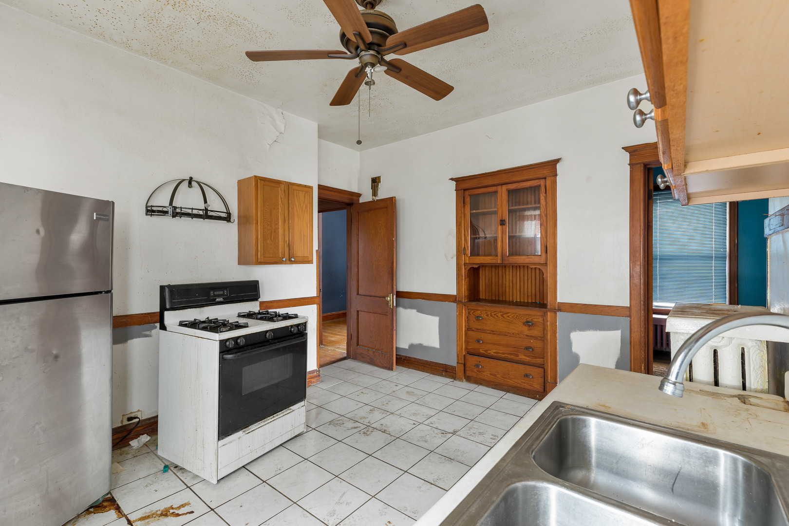 11365 S Forest Avenue Property Photo 8