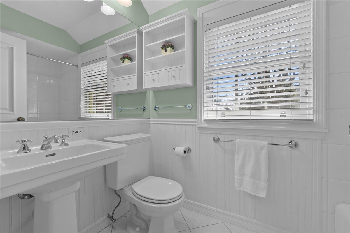 1300 Hackberry Lane Property Photo 39