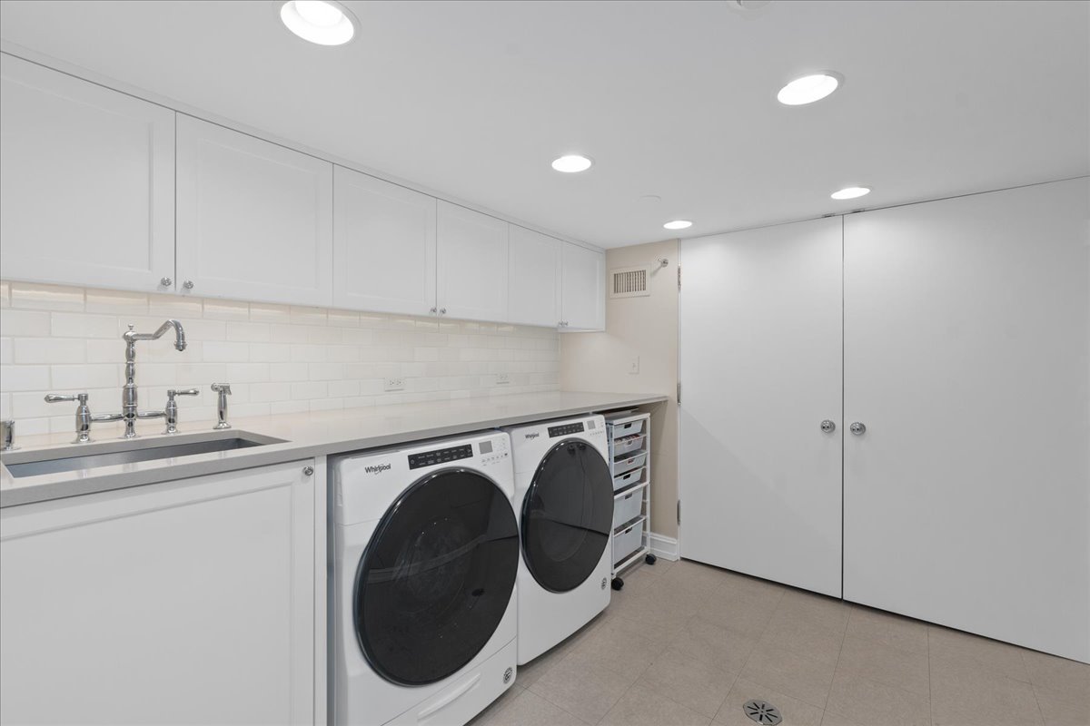 1300 Hackberry Lane Property Photo 45
