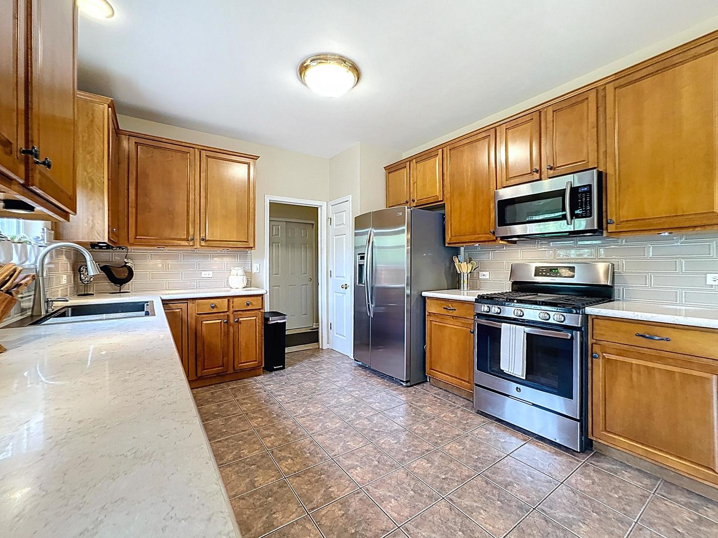 851 Crabapple Drive Property Photo 15