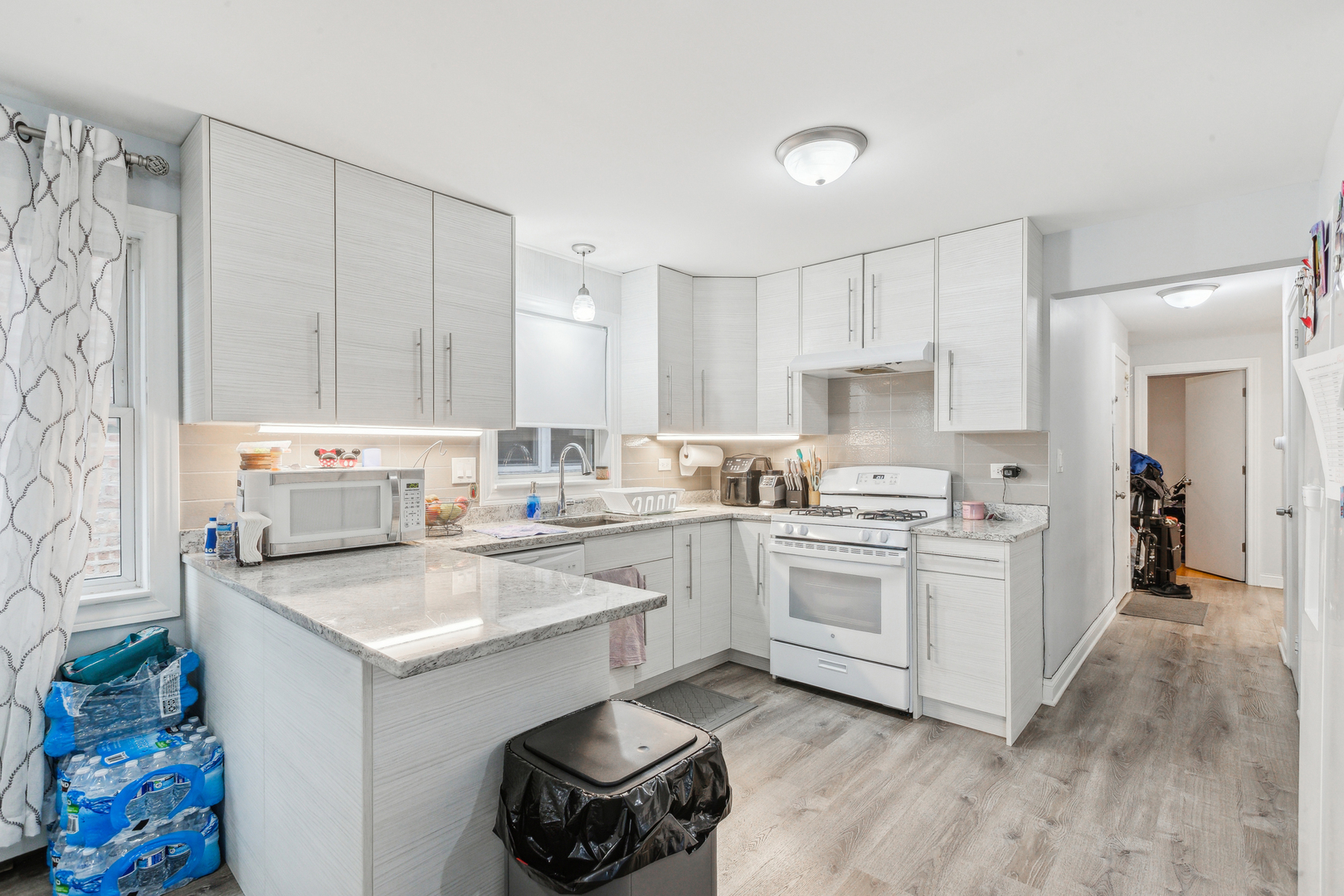 6851 W Gunnison Street Property Photo 10