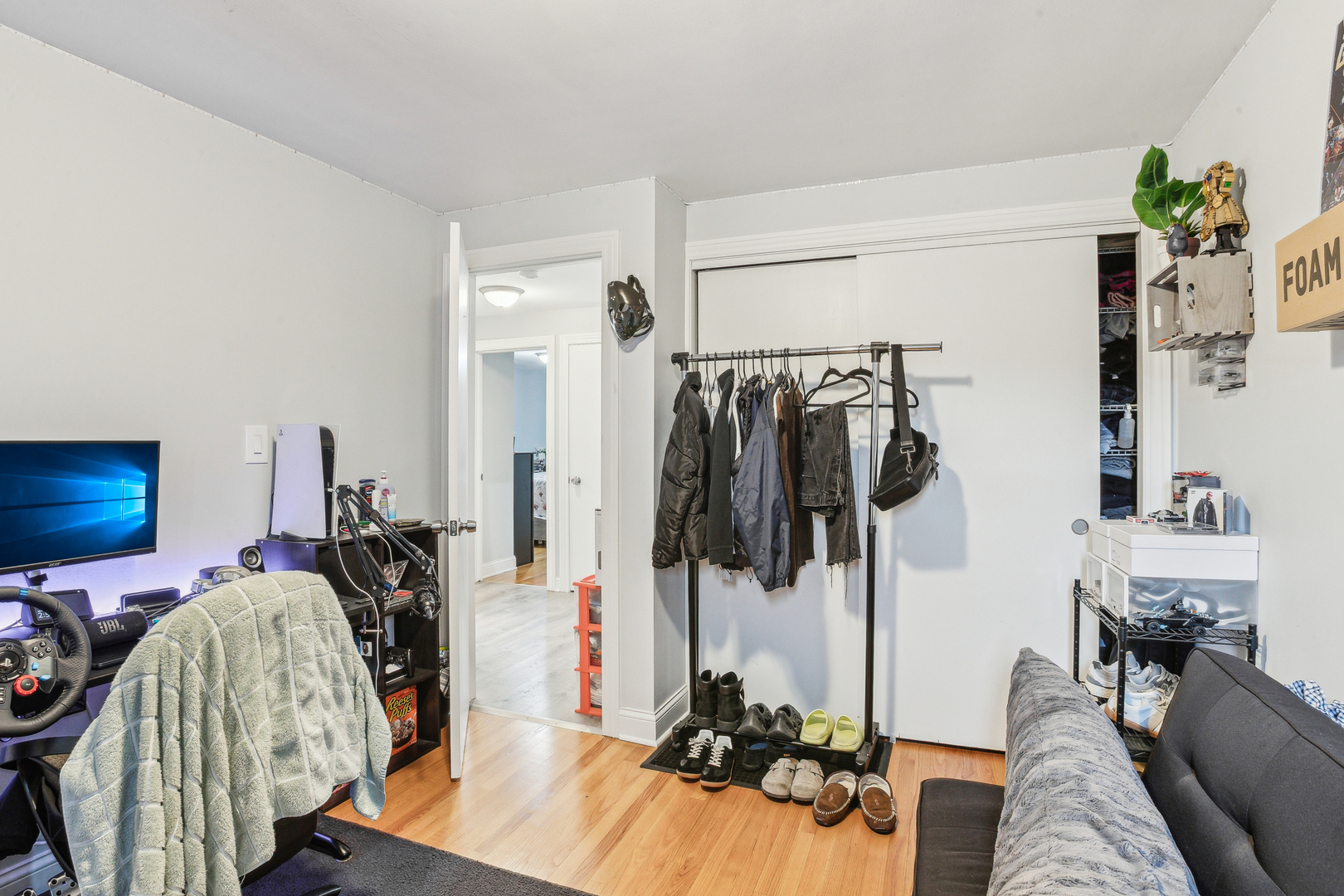 6851 W Gunnison Street Property Photo 17