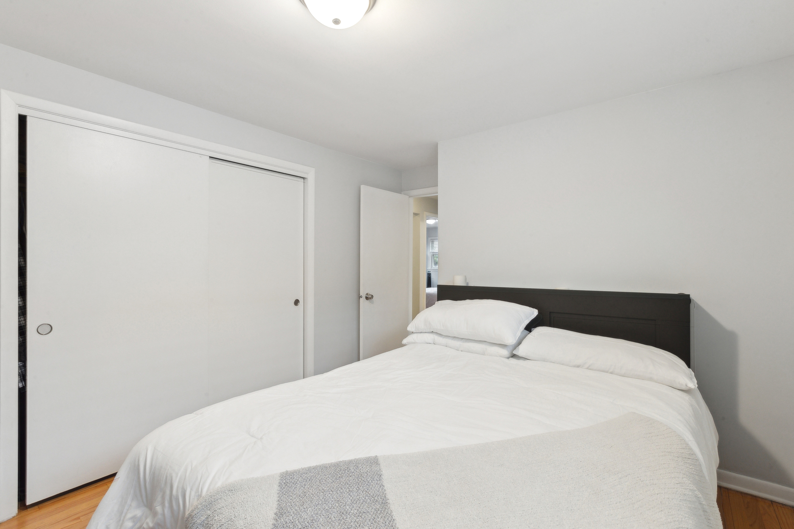 6851 W Gunnison Street Property Photo 42