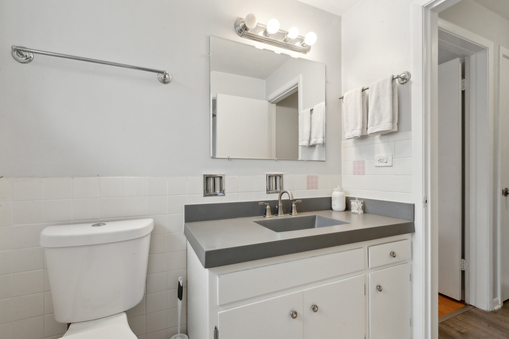 6851 W Gunnison Street Property Photo 47