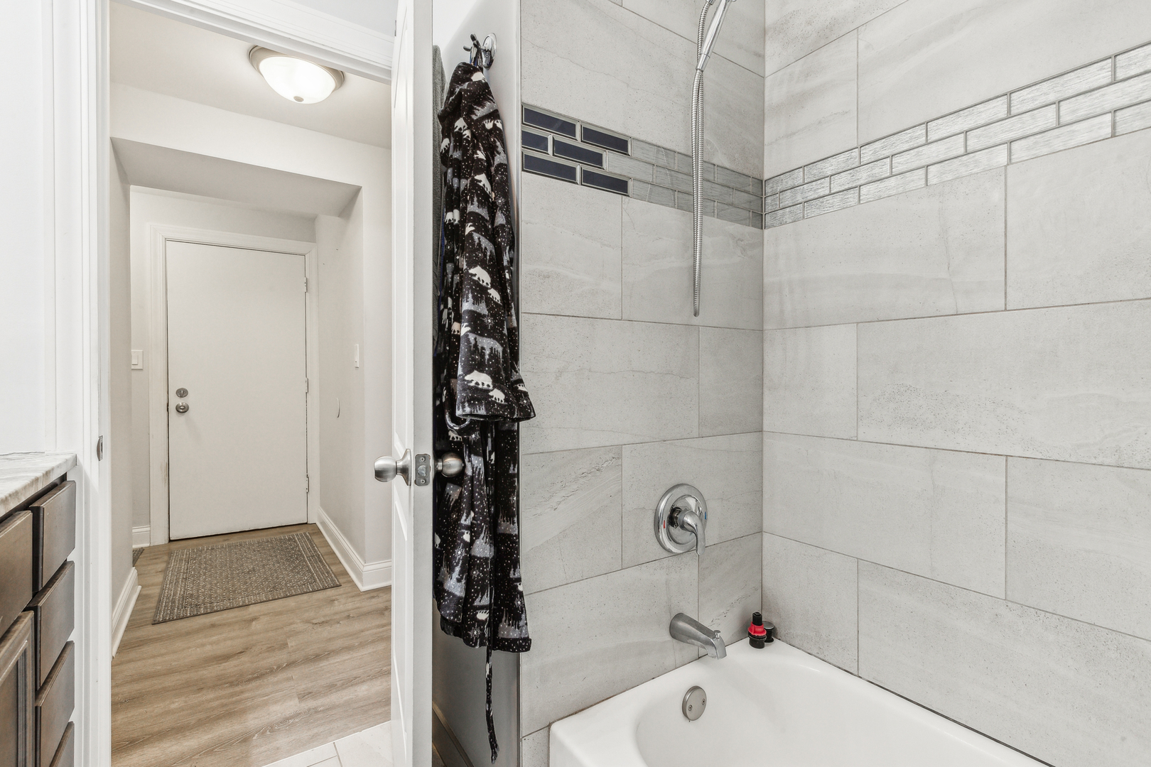 6851 W Gunnison Street Property Photo 62