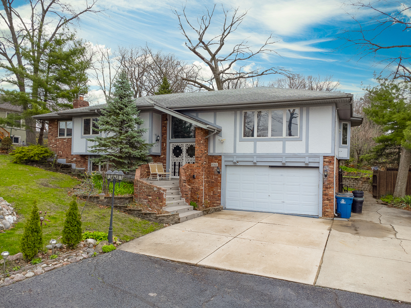 8360 W 100th Place Property Photo 4