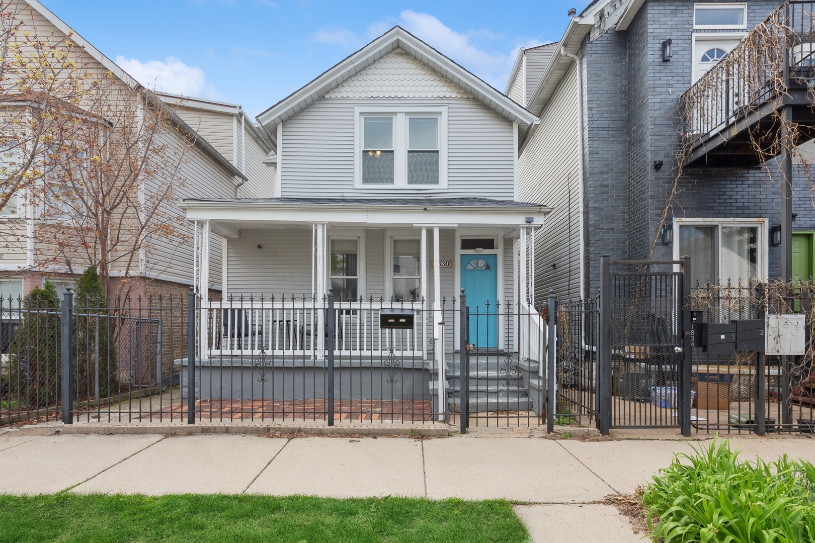1830 N Mozart St Property Photo 1