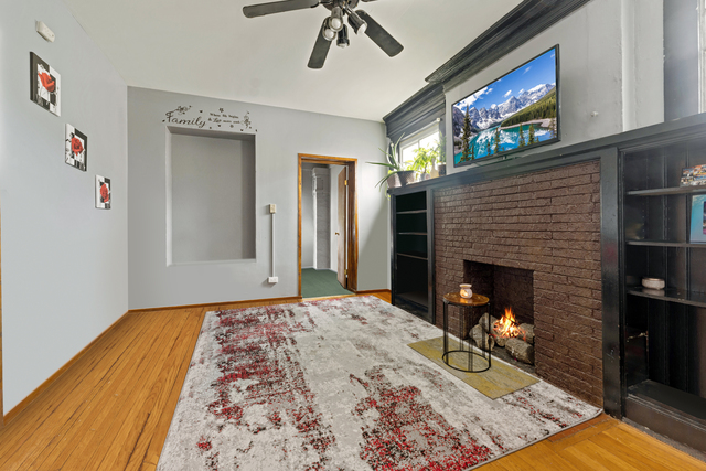 98 W 15th Street Property Photo 3