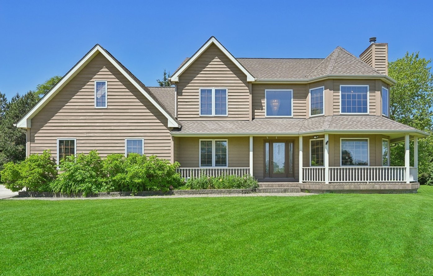 60083 Real Estate Listings Main Image