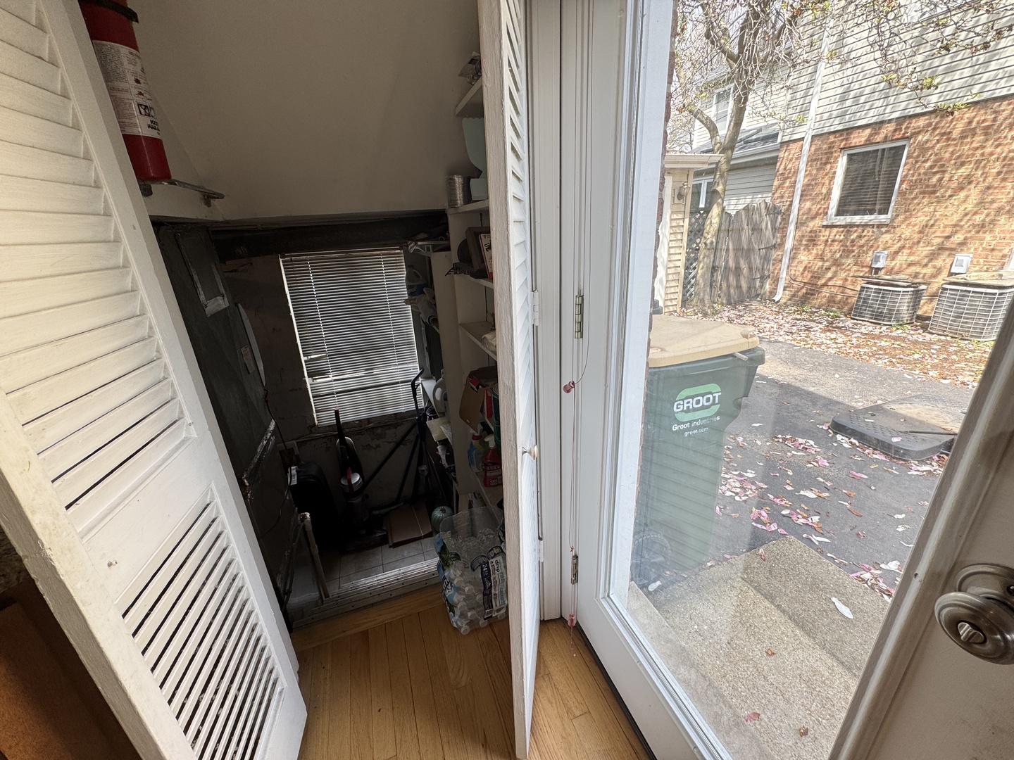 630 S Dryden Place Property Photo 22