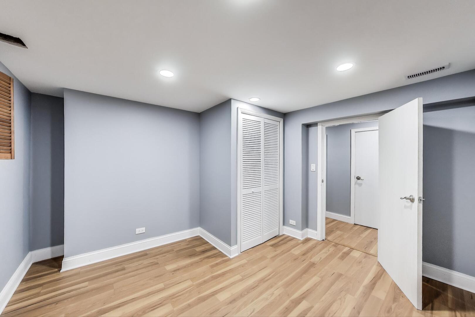 2608 W Coyle Avenue Property Photo 25