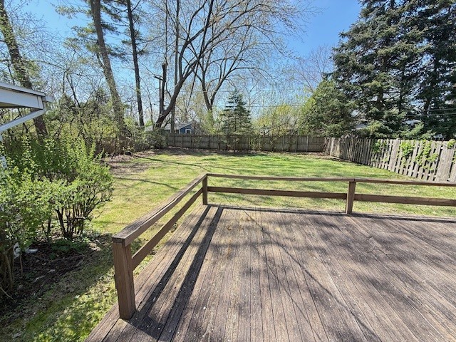 1540 Carol Ct Property Photo 2