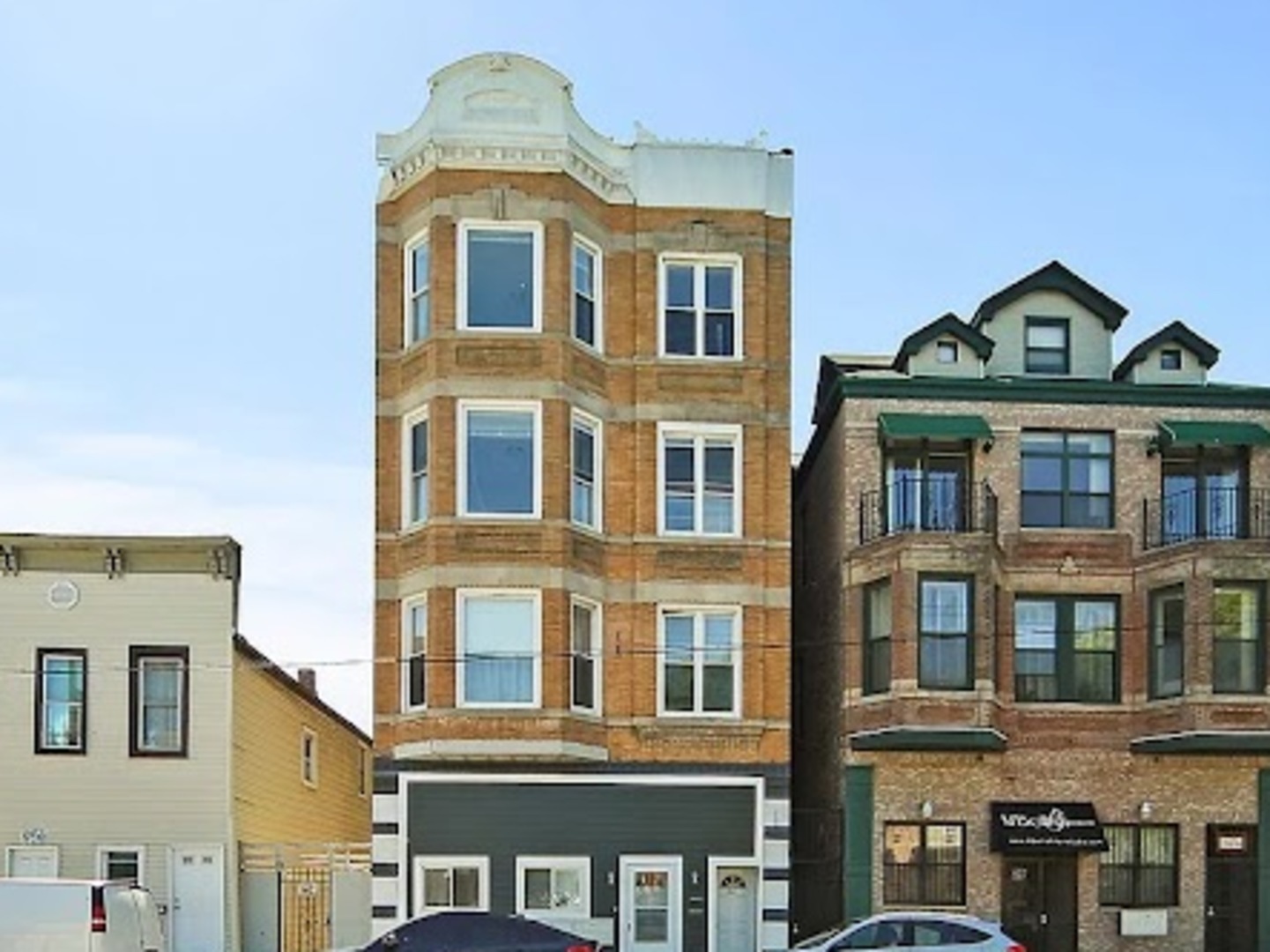 1946 S Racine Avenue 3r Property Photo