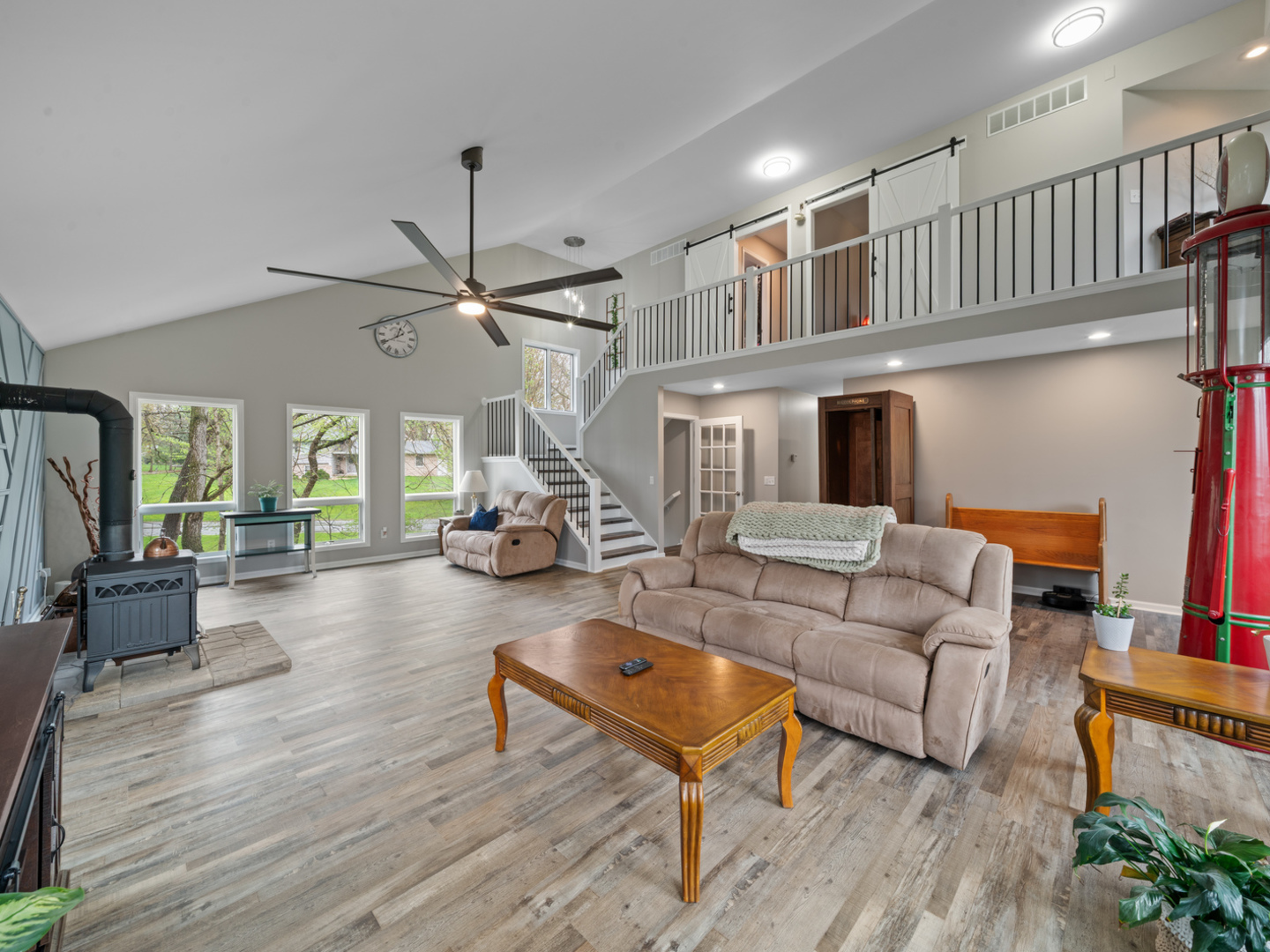 3 Oak Ridge Drive Property Photo 10