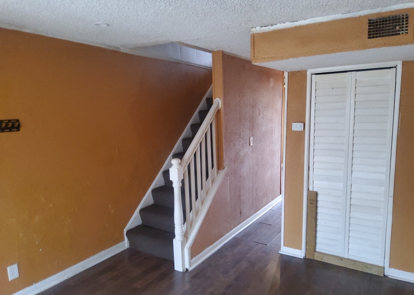5706-08 S Bishop Street Property Photo 15