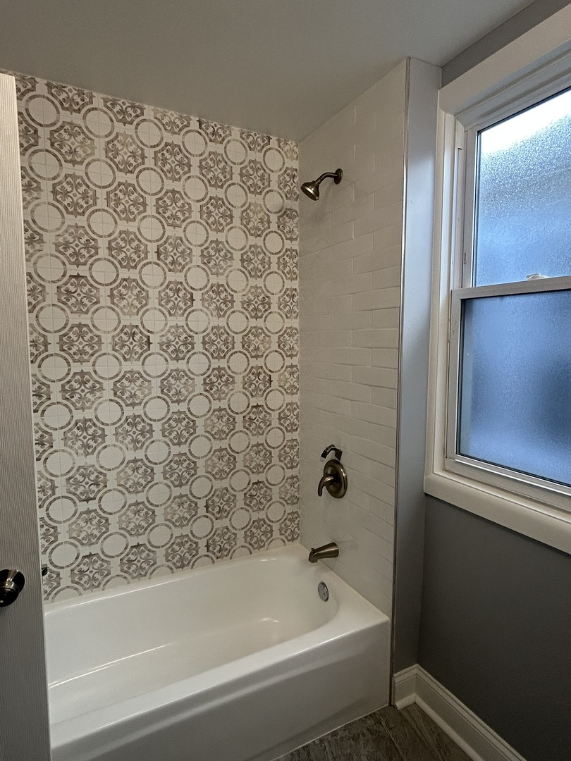 8615 S Aberdeen Street Property Photo 15