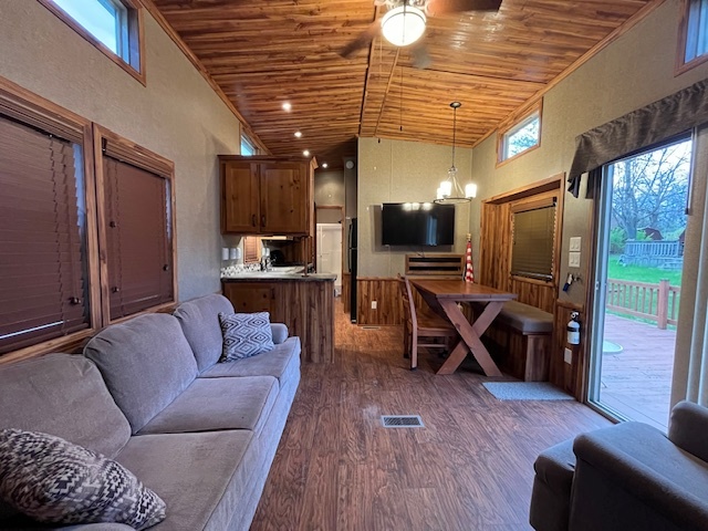 2795 E 28th Lot 1344 Road Property Photo 3