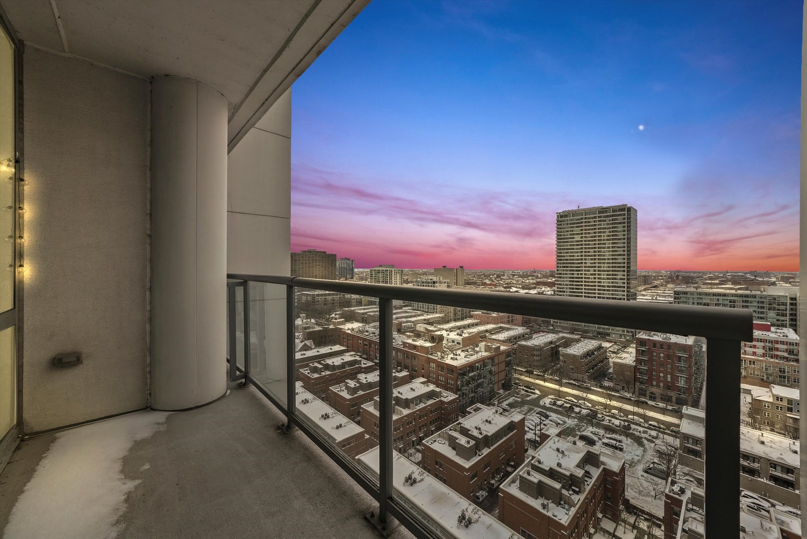 1629 S Prairie Avenue 1908 Property Photo 11