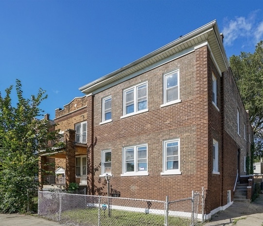 162 N La Crosse Avenue Property Photo 1