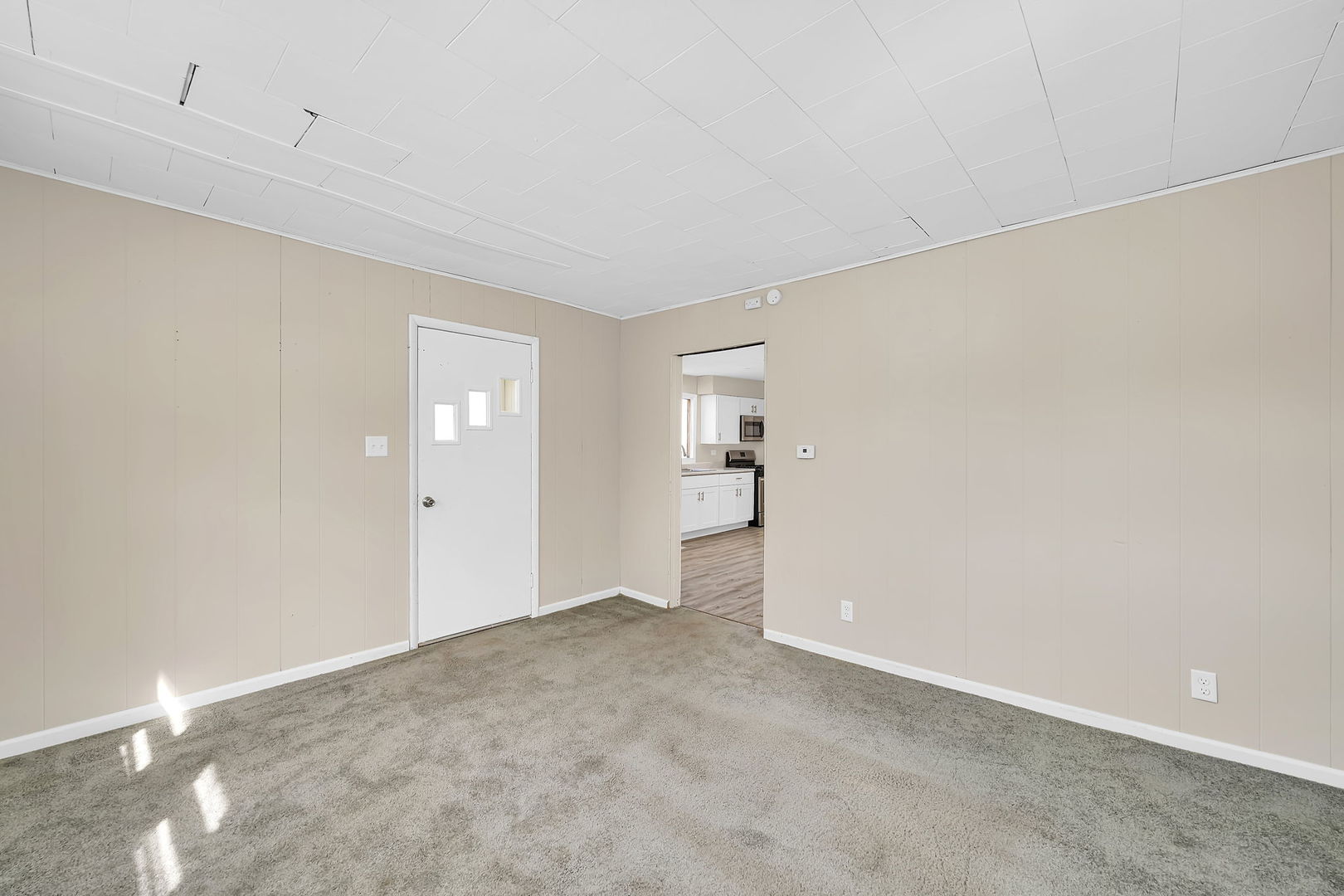 850 E Washington Street Property Photo 6