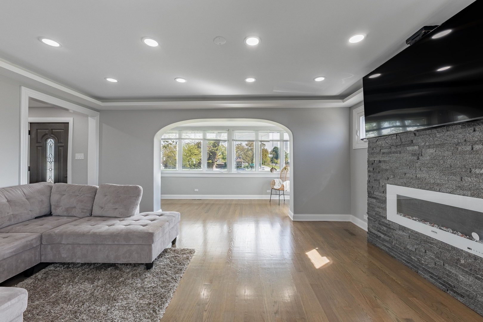 9712 W Shore Drive Property Photo 11
