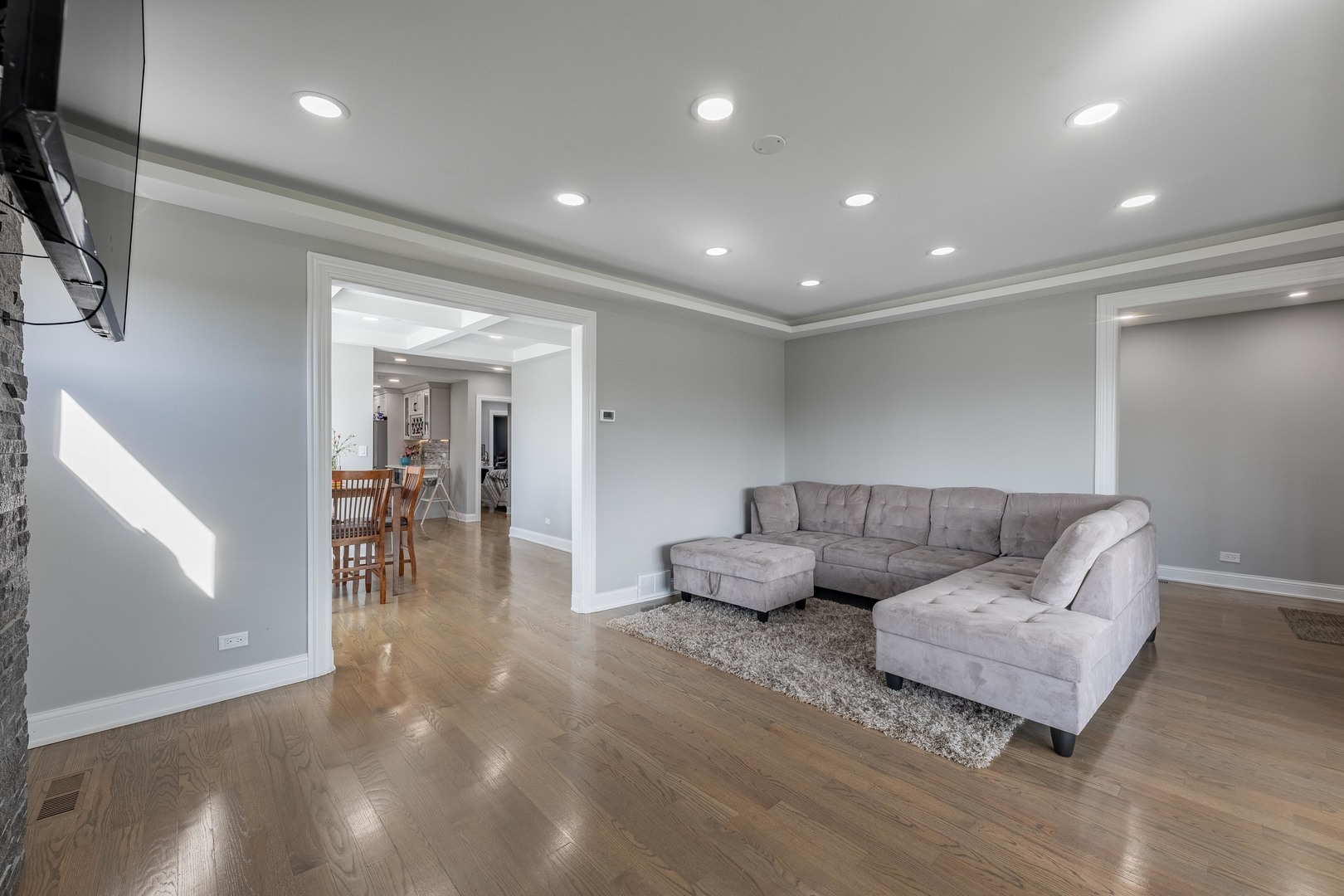 9712 W Shore Drive Property Photo 14