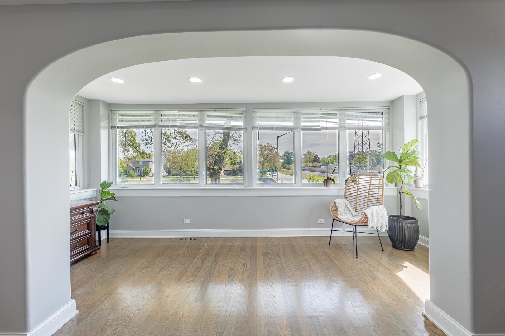 9712 W Shore Drive Property Photo 15
