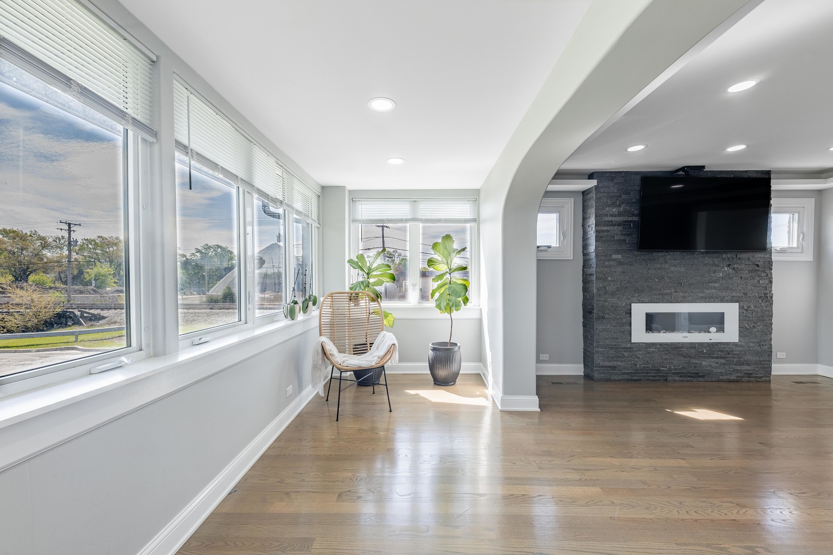 9712 W Shore Drive Property Photo 17