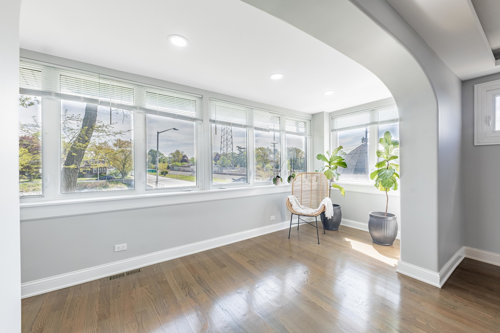 9712 W Shore Drive Property Photo 19