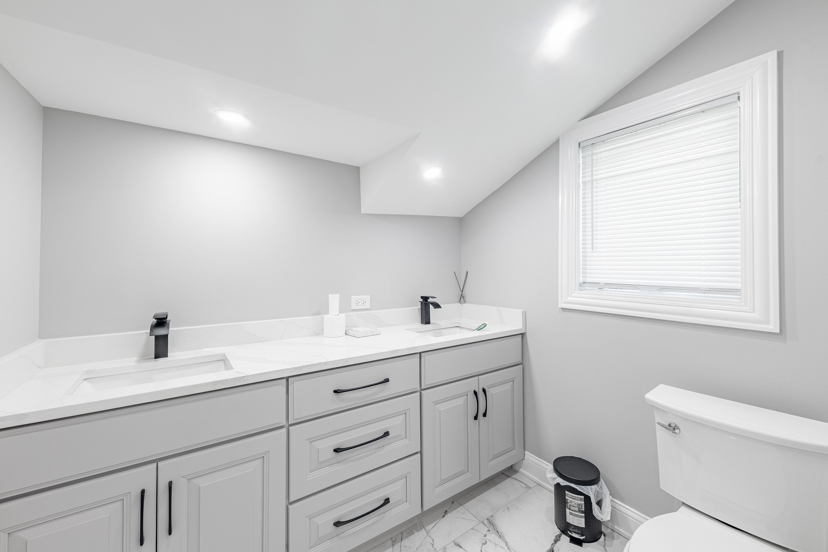 9712 W Shore Drive Property Photo 43