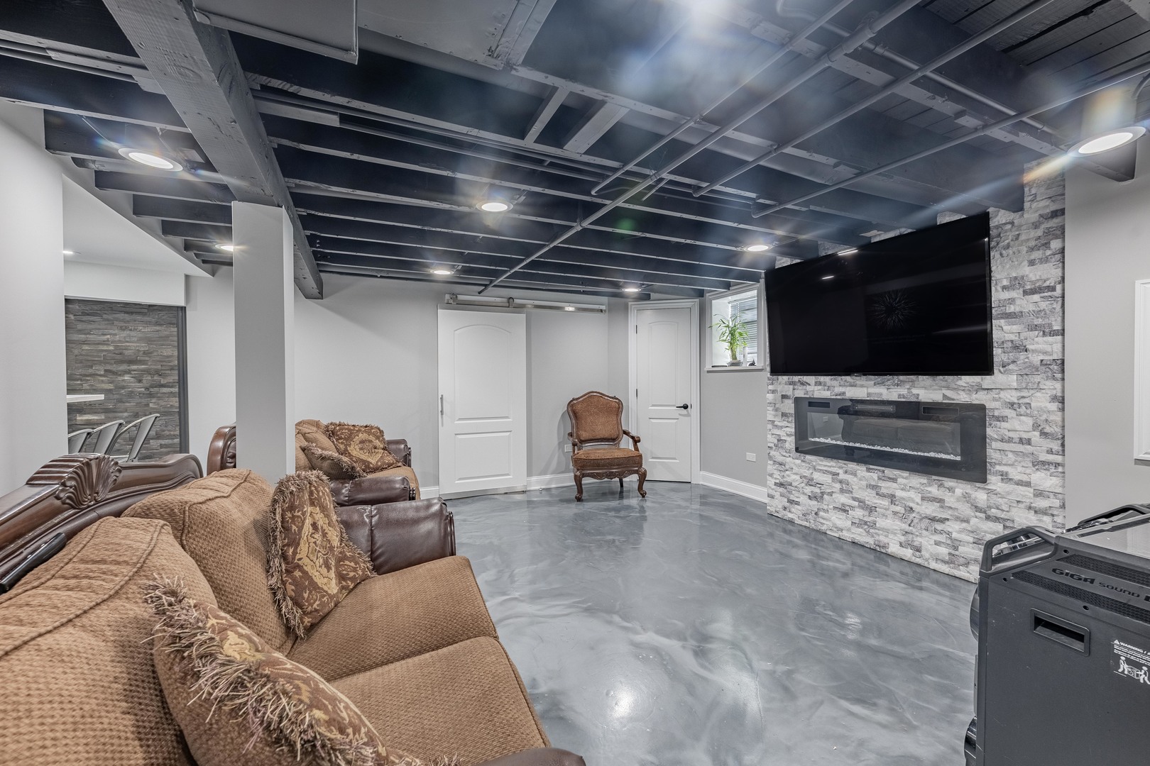 9712 W Shore Drive Property Photo 49