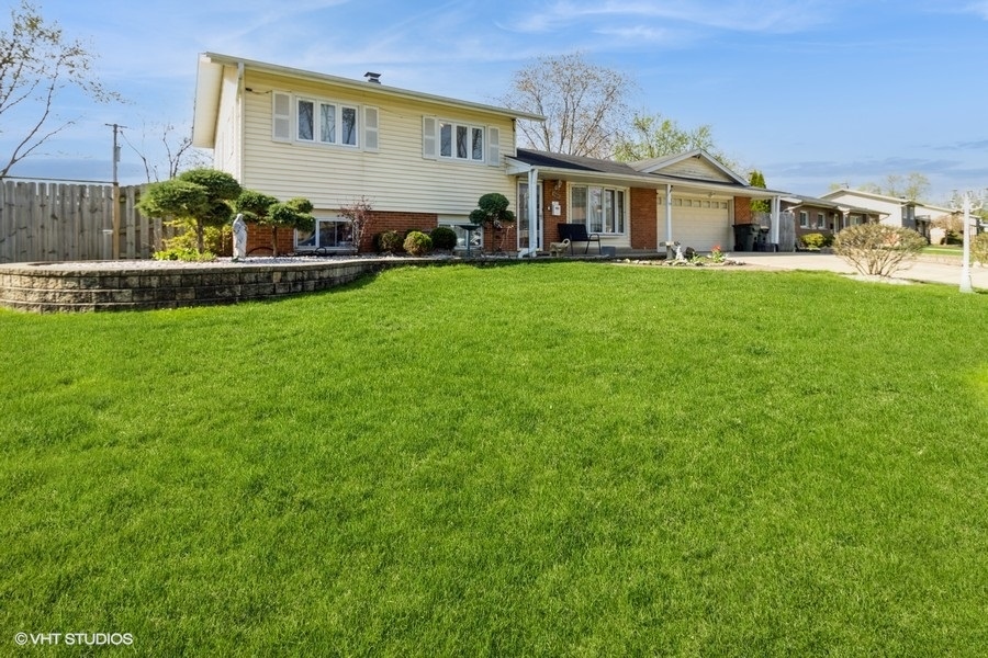 565 Flagstaff Lane Property Photo 4