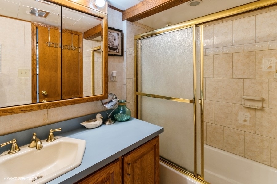565 Flagstaff Lane Property Photo 13