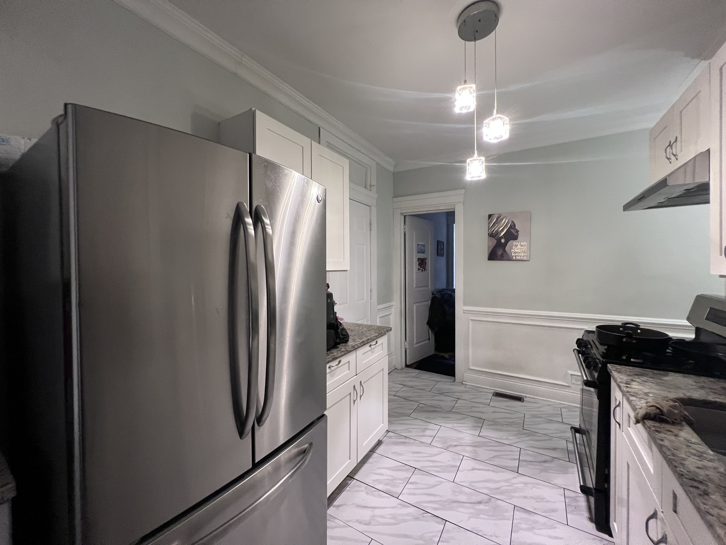 6331 S Throop Street Property Photo 11