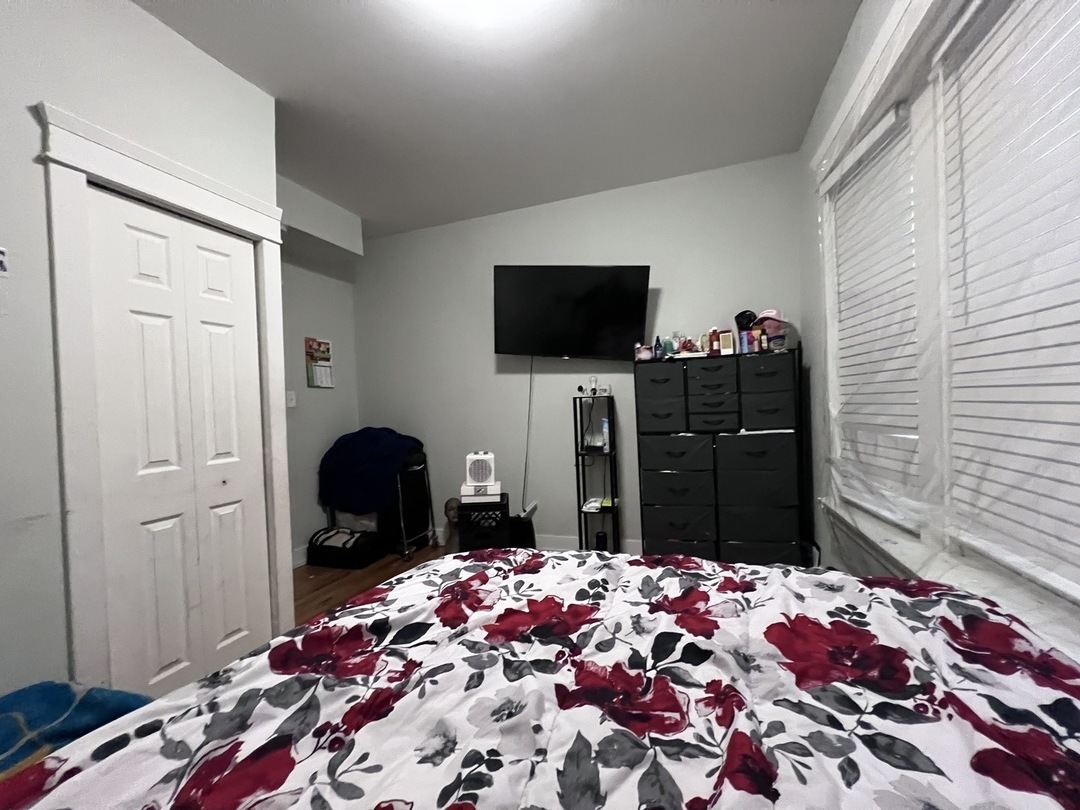 6331 S Throop Street Property Photo 27