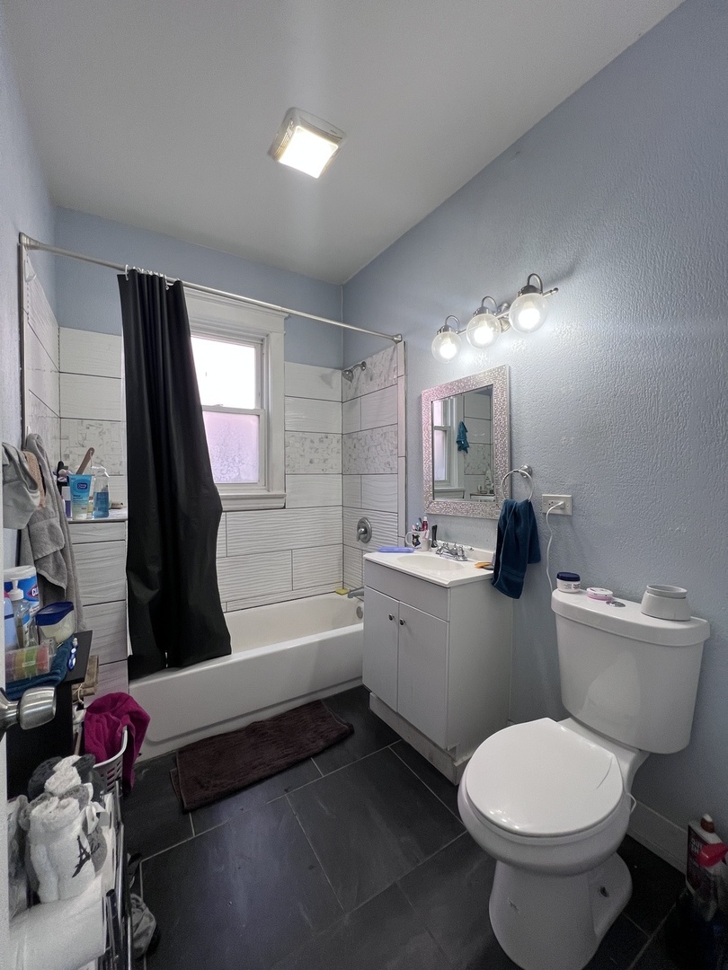 6331 S Throop Street Property Photo 47