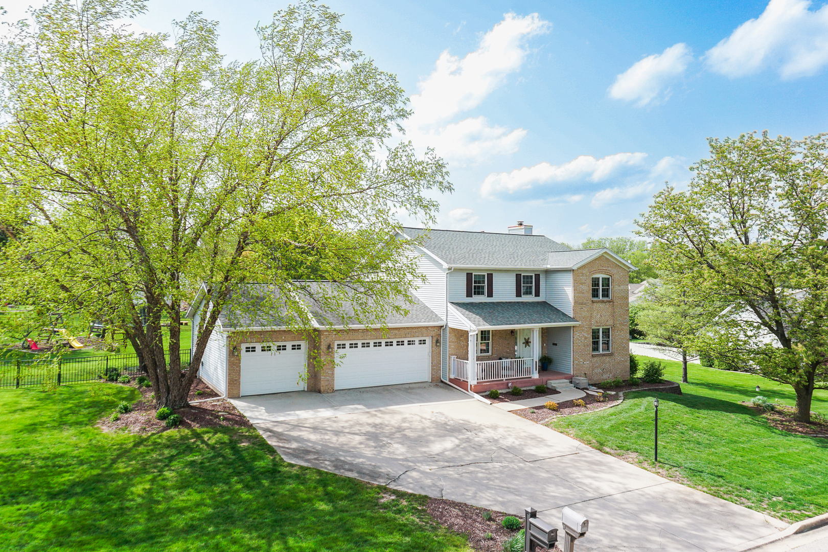 13822 Deer Ridge Road Property Photo 1
