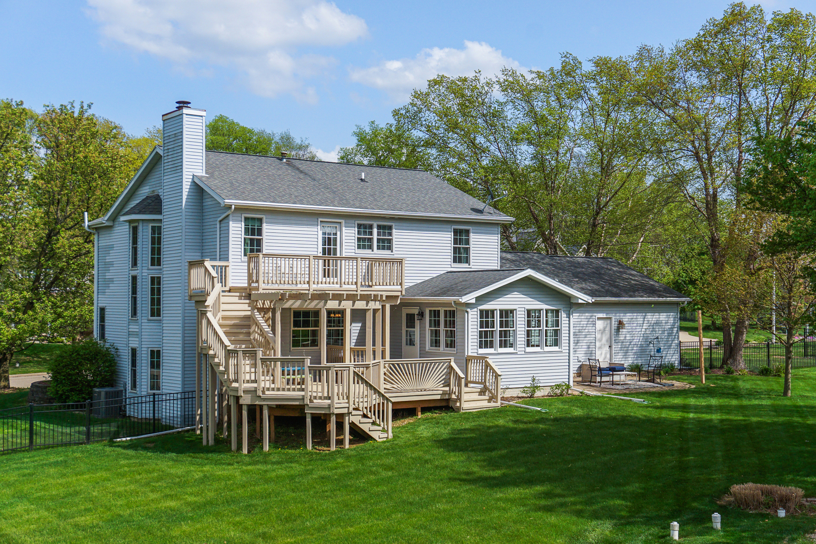 13822 Deer Ridge Road Property Photo 3