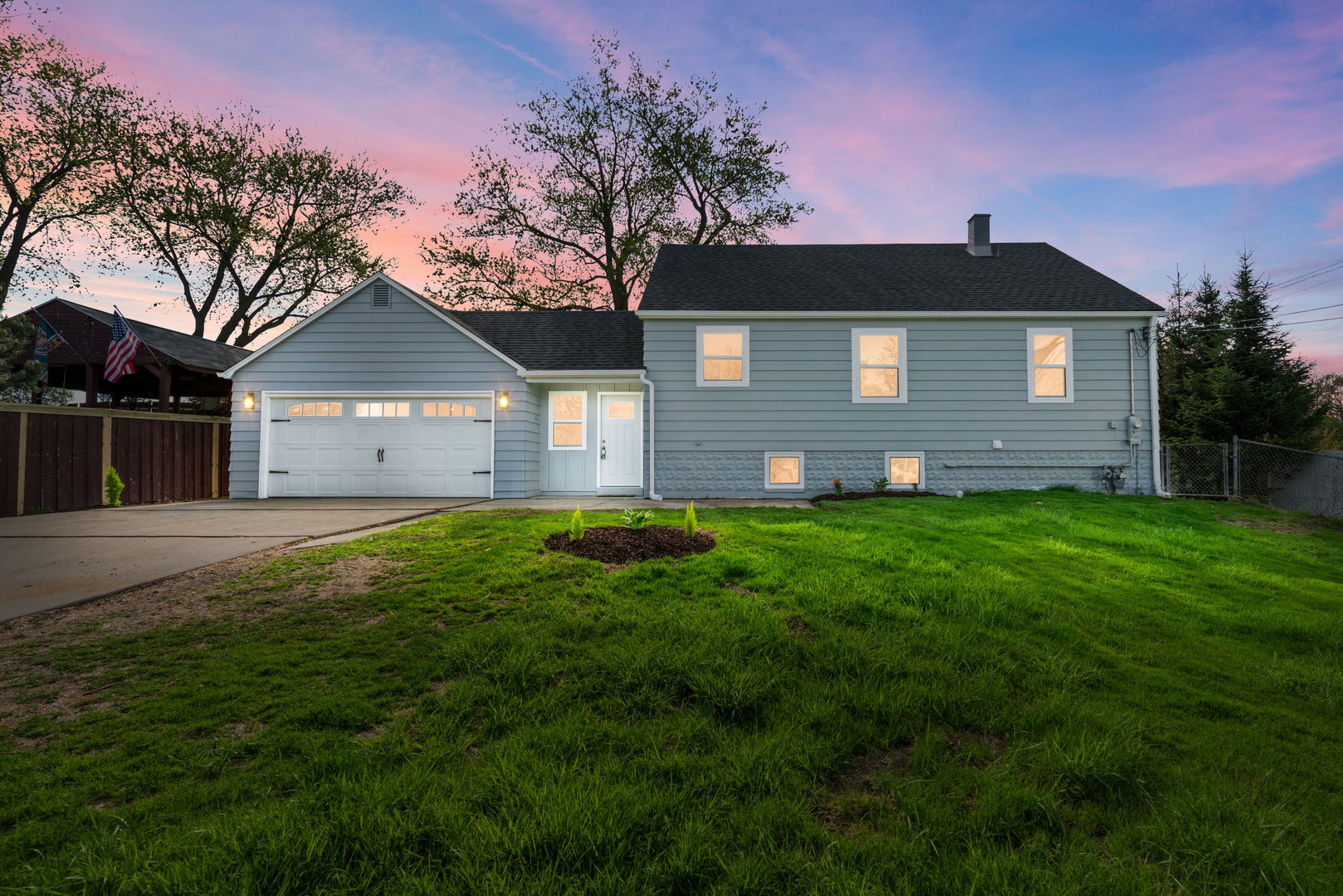 9048 Oneill Drive Property Photo 1