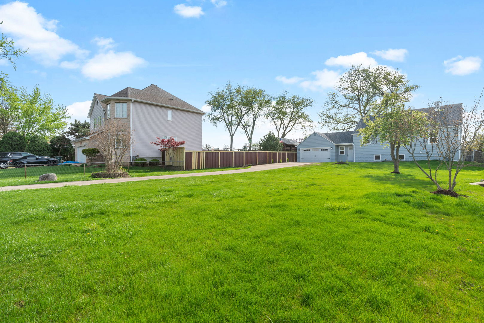 9048 Oneill Drive Property Photo 28