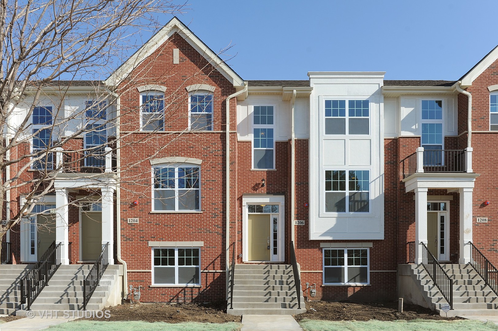 1206 Danforth Court Property Photo 1