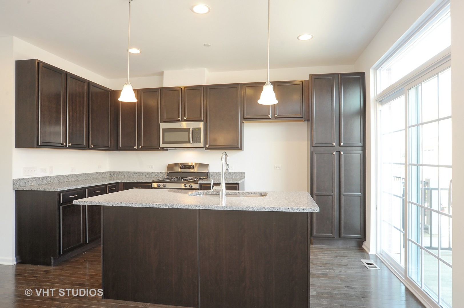 1206 Danforth Court Property Photo 2