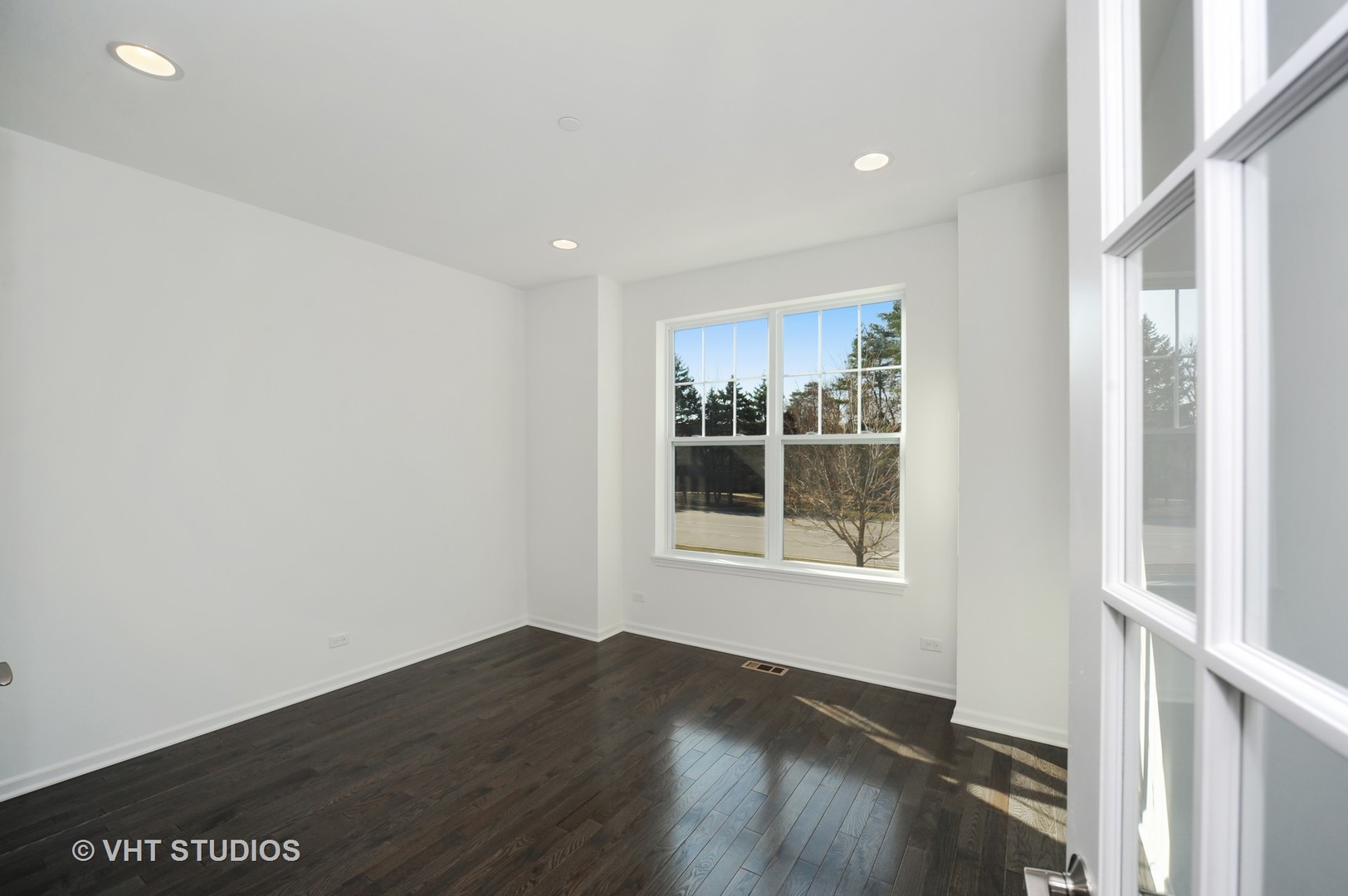 1206 Danforth Court Property Photo 4
