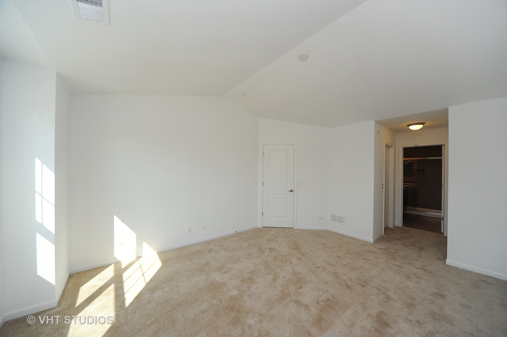 1206 Danforth Court Property Photo 6