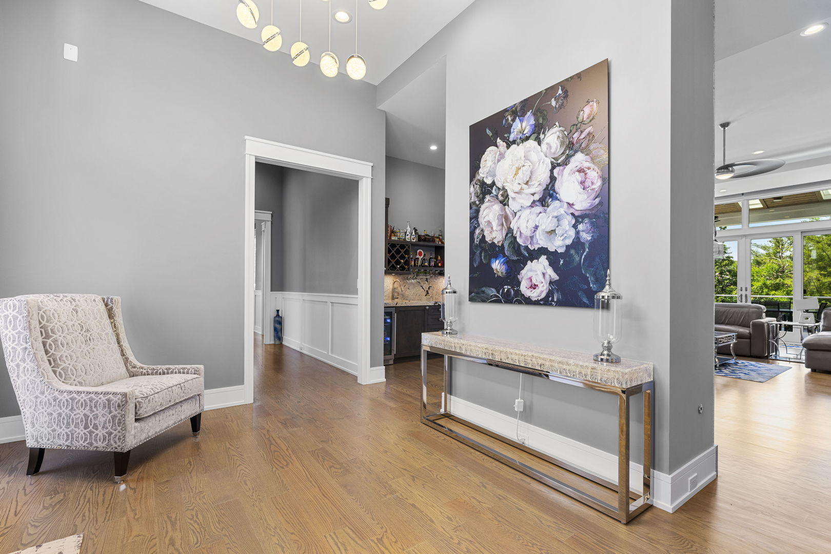 1120 Roselle Road Property Photo 6