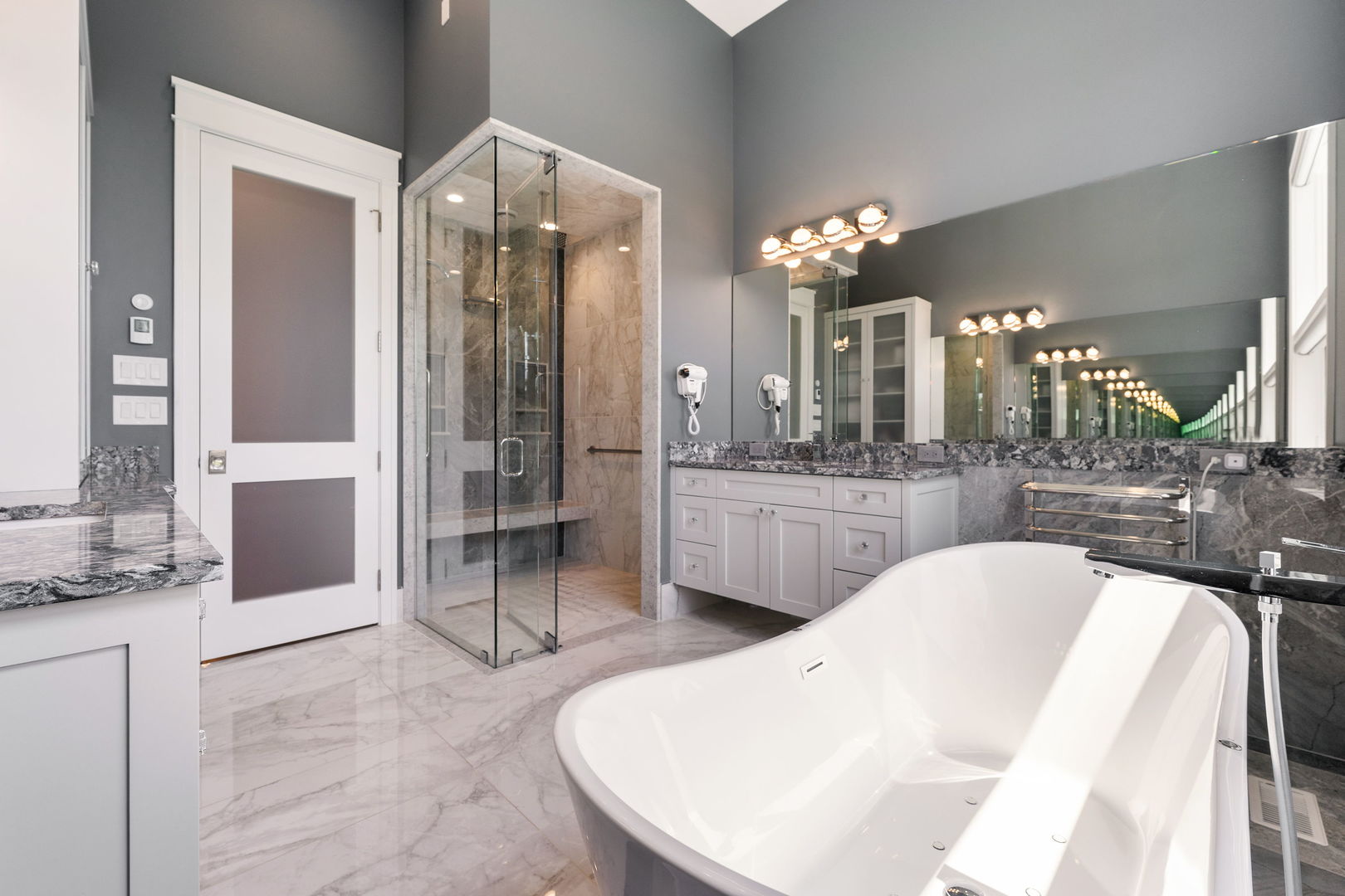 1120 Roselle Road Property Photo 21