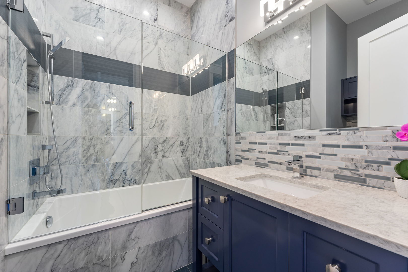 1120 Roselle Road Property Photo 25