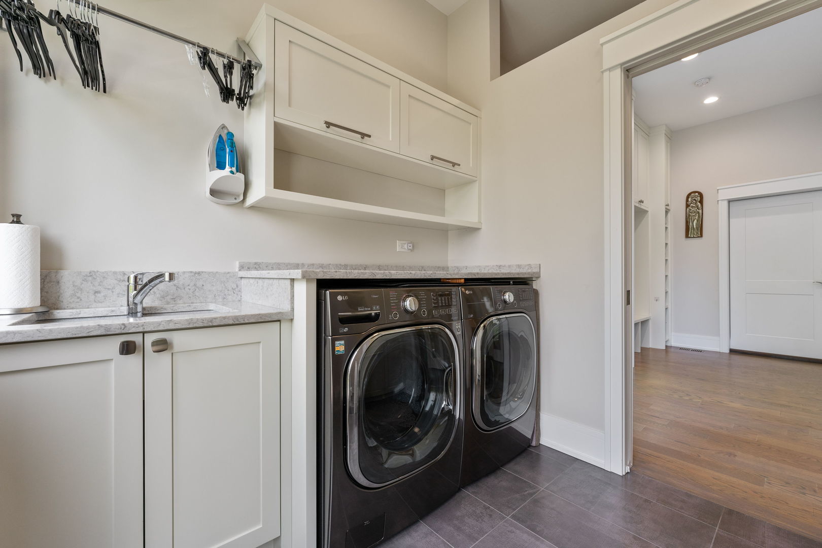 1120 Roselle Road Property Photo 26