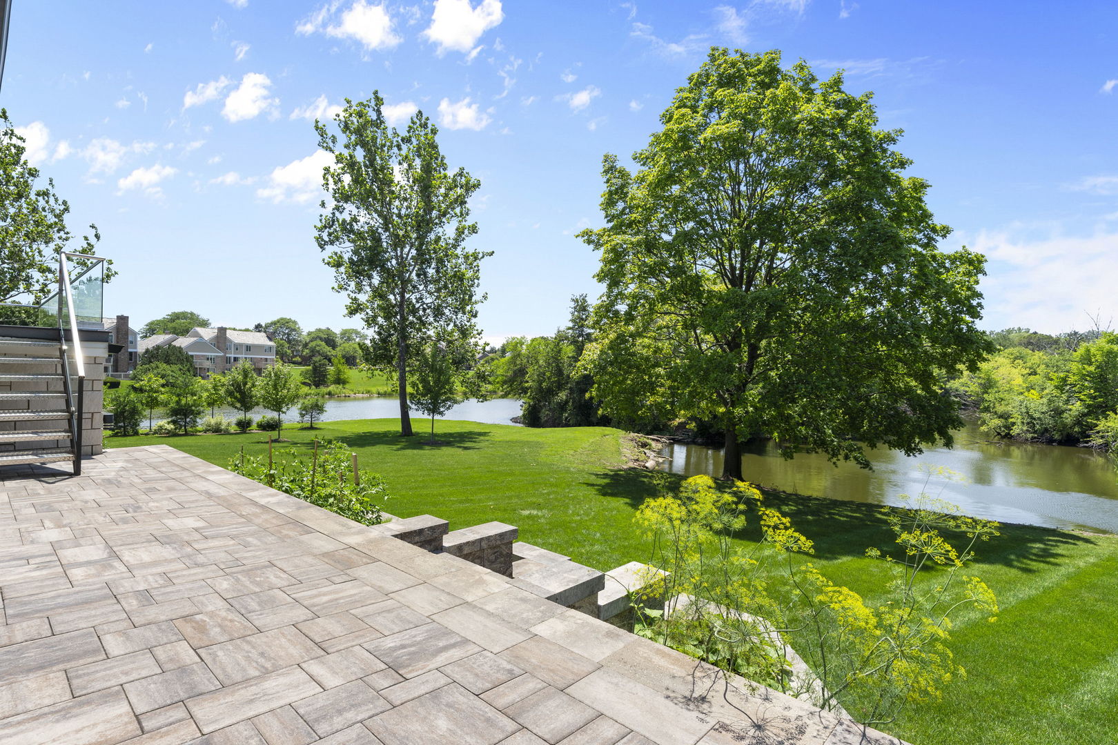 1120 Roselle Road Property Photo 32