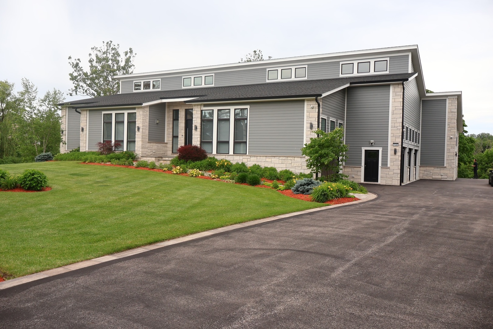 1120 Roselle Road Property Photo 50